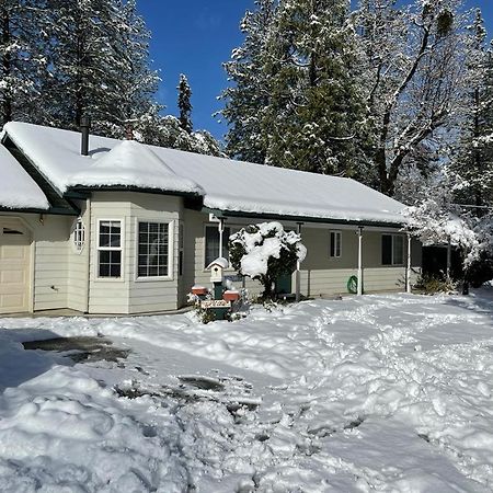 Acorn House - Charming House In Green Heaven With Pool Table With Lovely Backyard Oakhurst Bagian luar foto