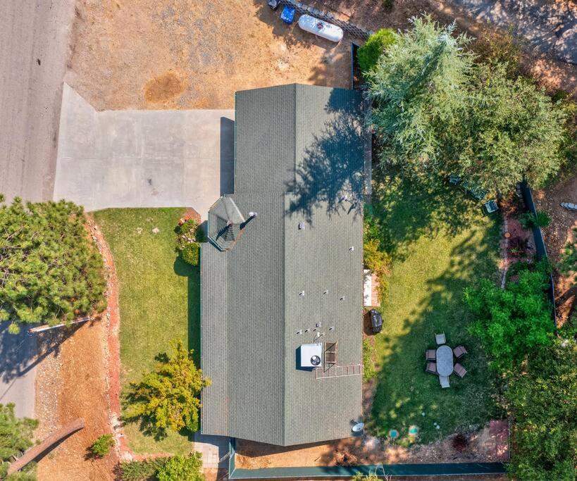 Acorn House - Charming House In Green Heaven With Pool Table With Lovely Backyard Oakhurst Bagian luar foto