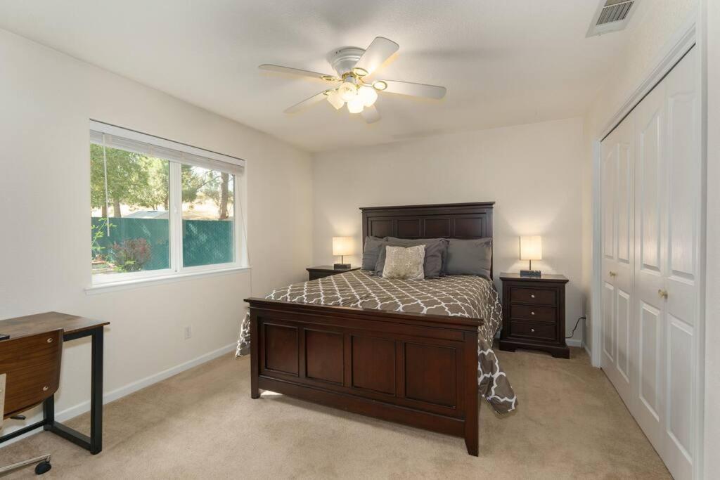 Acorn House - Charming House In Green Heaven With Pool Table With Lovely Backyard Oakhurst Bagian luar foto