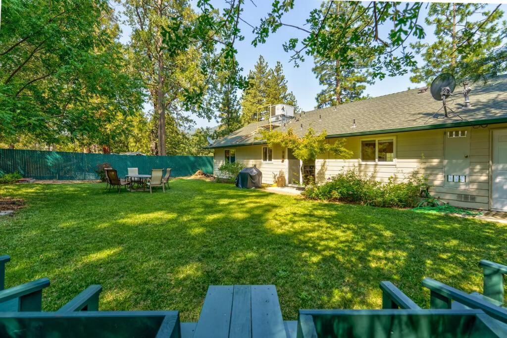Acorn House - Charming House In Green Heaven With Pool Table With Lovely Backyard Oakhurst Bagian luar foto